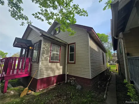 15 E Goodell Ecorse City MI 48229