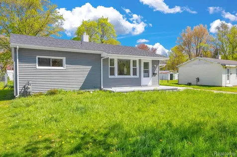 221 Guy Street Yale City MI 48097