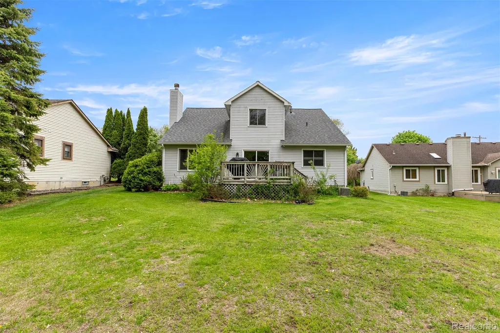 7978 Hoffman Drive Waterford Charter Township MI 48327