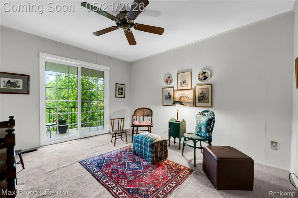 1711 Huntingwood Lane Bloomfield Charter Township MI 48304