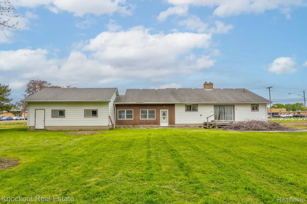 12385 Church Street Birch Run Village MI 48415