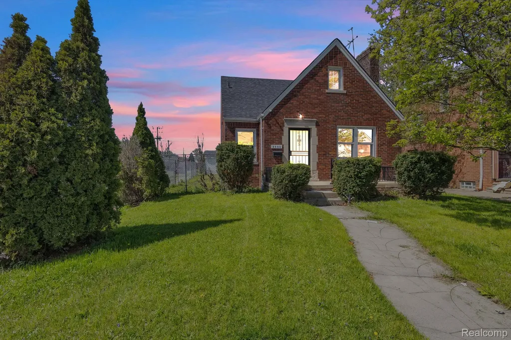 5903 Somerset Avenue Detroit City MI 48224
