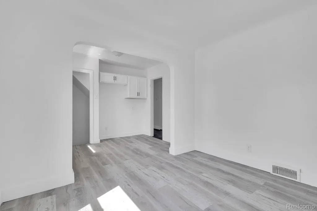 5903 Somerset Avenue Detroit City MI 48224