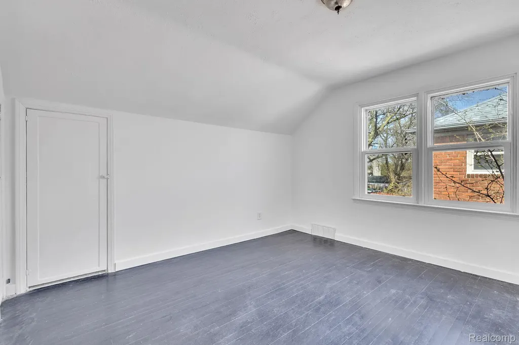 5903 Somerset Avenue Detroit City MI 48224