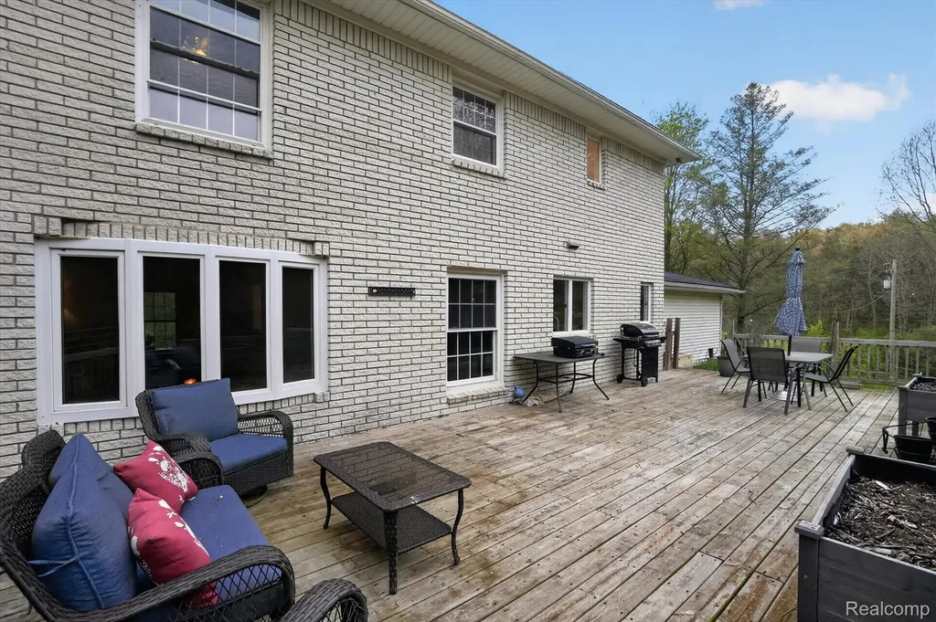 17301 Donohue Road Unadilla Township MI 48169