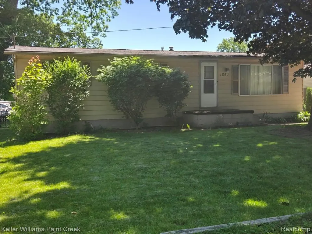 1867 Rustic Lane Keego Harbor City MI 48320