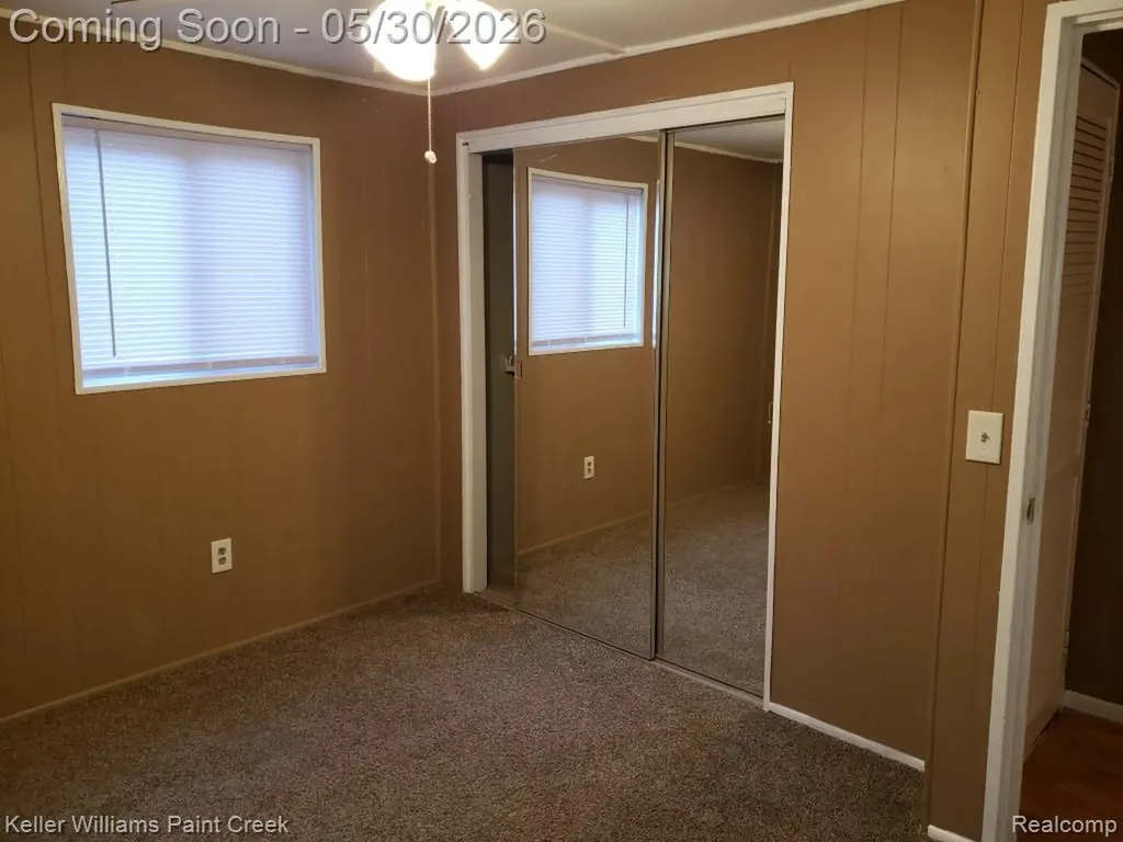 1867 Rustic Lane Keego Harbor City MI 48320