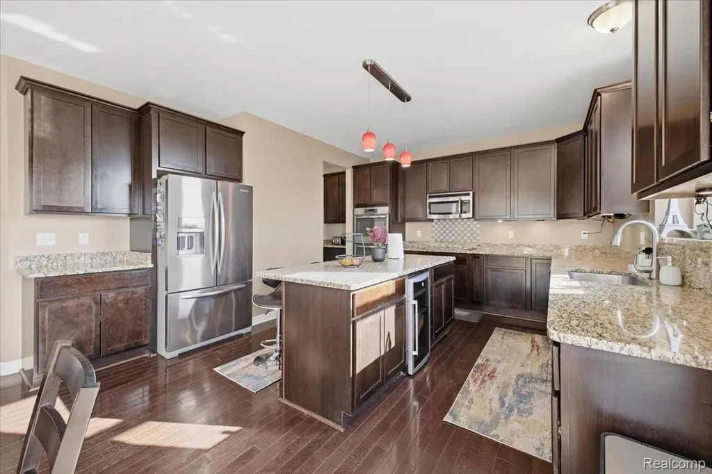 4930 E Stonegate Circle Orion Charter Township MI 48359