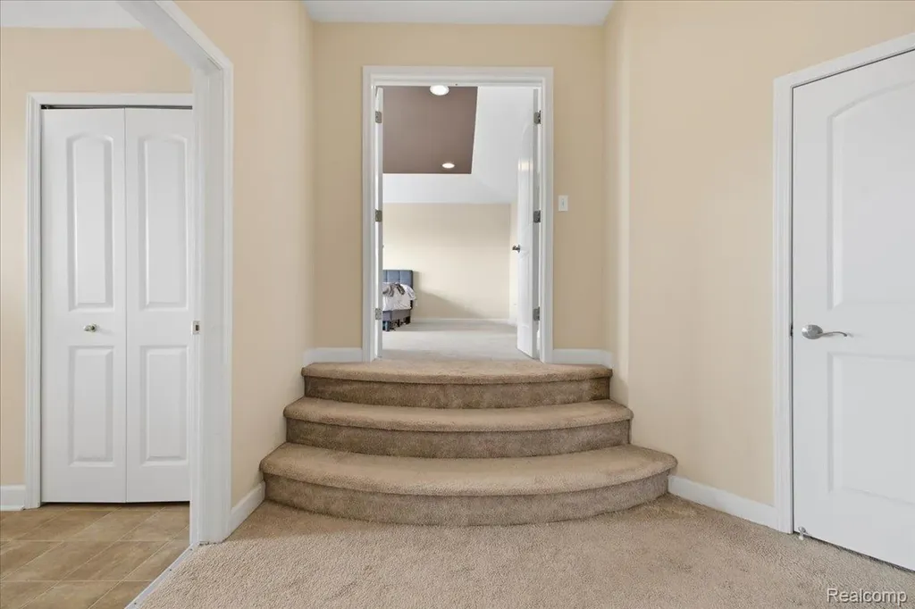 4930 E Stonegate Circle Orion Charter Township MI 48359