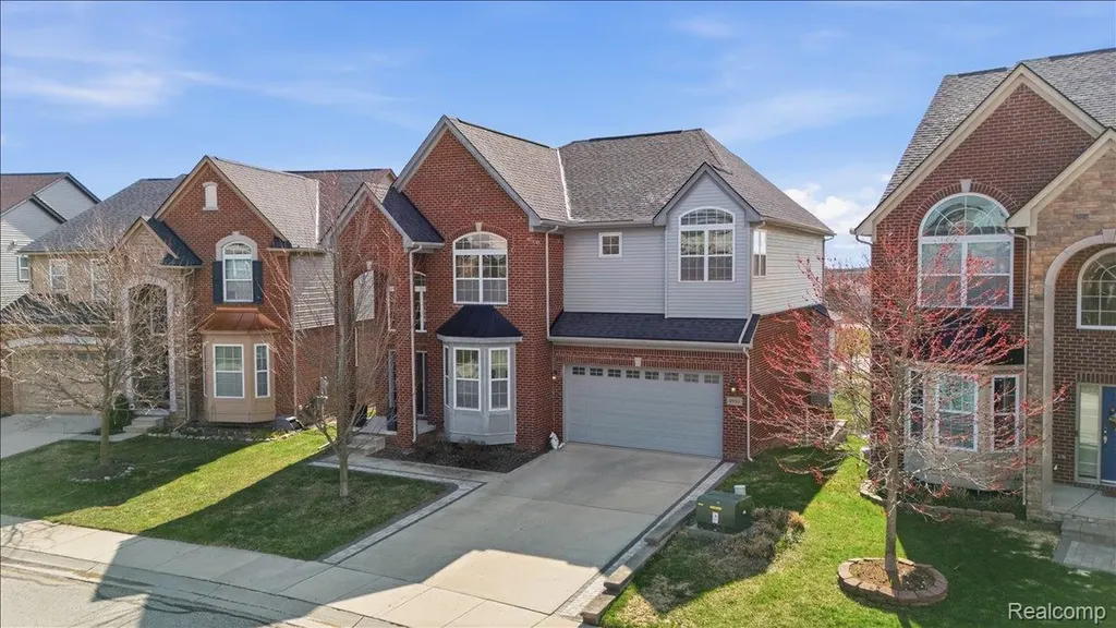 4930 E Stonegate Circle Orion Charter Township MI 48359