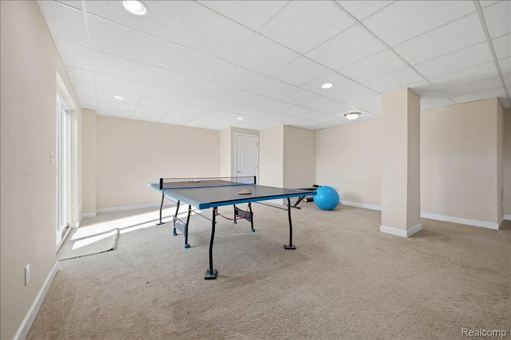 4930 E Stonegate Circle Orion Charter Township MI 48359
