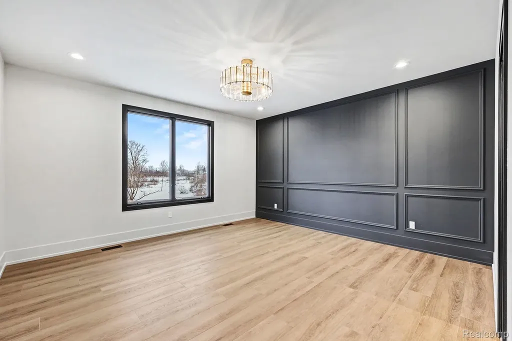 13268 Cousins Court Washington Township MI 48094