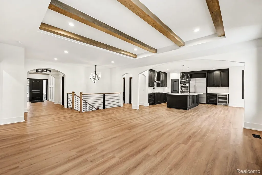13268 Cousins Court Washington Township MI 48094