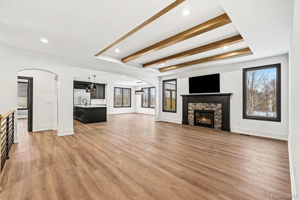 13268 Cousins Court Washington Township MI 48094