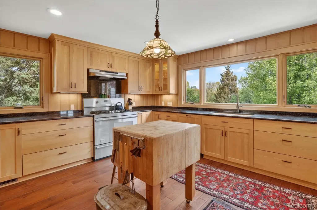 17750 M-106 Unadilla Township MI 48137