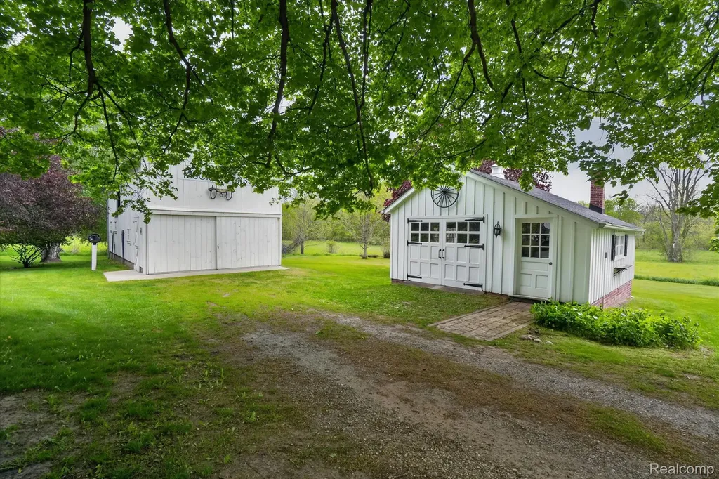 17750 M-106 Unadilla Township MI 48137