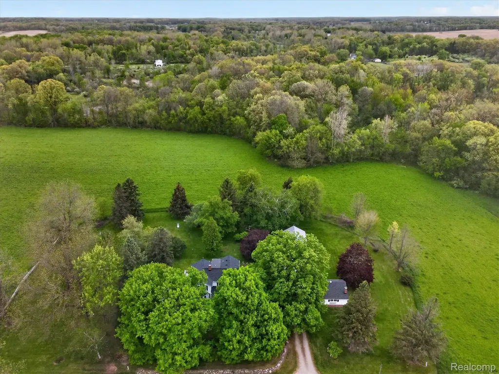 17750 M-106 Unadilla Township MI 48137