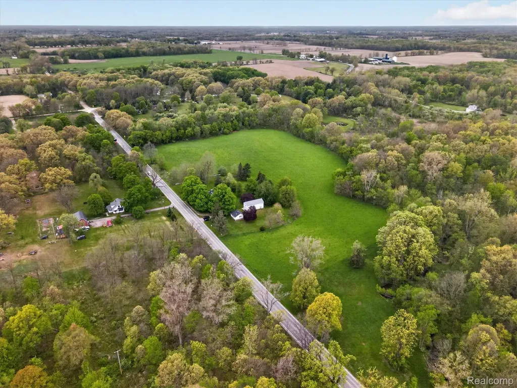 17750 M-106 Unadilla Township MI 48137
