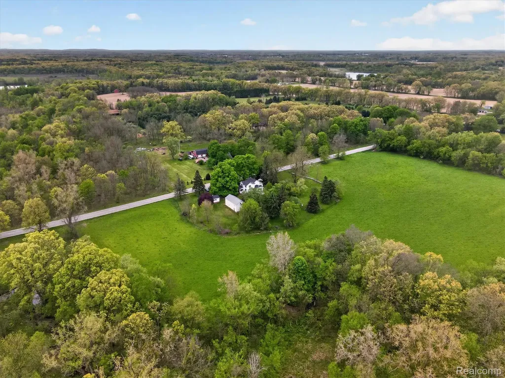 17750 M-106 Unadilla Township MI 48137
