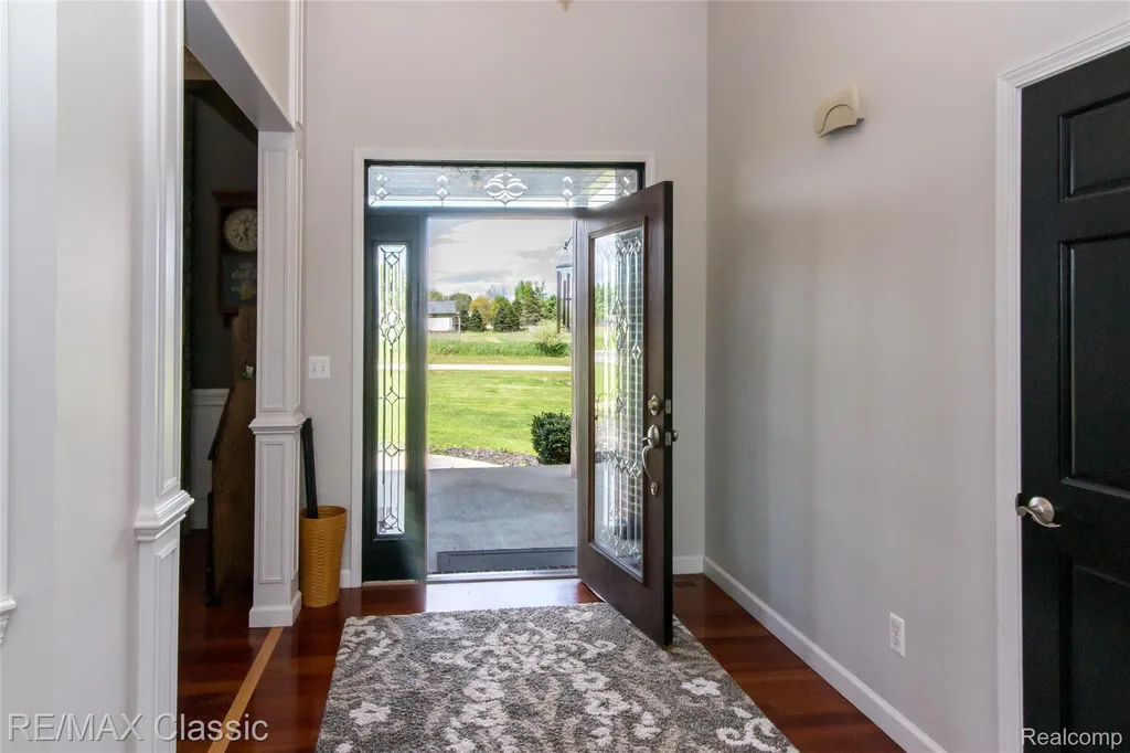 4144 Meadow Hills Drive Hamburg Township MI 48169