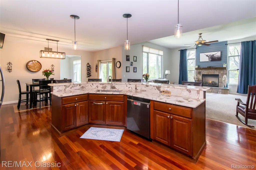 4144 Meadow Hills Drive Hamburg Township MI 48169