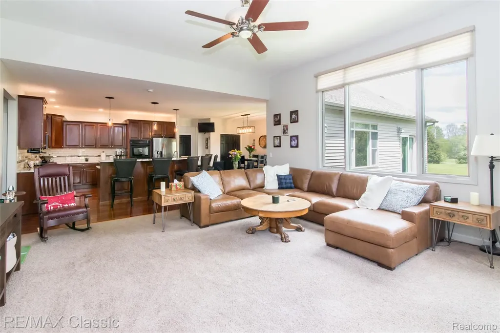 4144 Meadow Hills Drive Hamburg Township MI 48169
