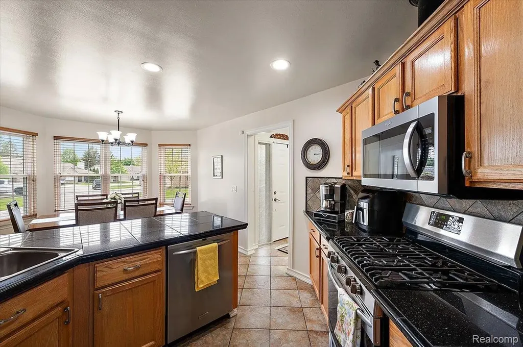 41034 Greenspire Drive Clinton Charter Township MI 48038