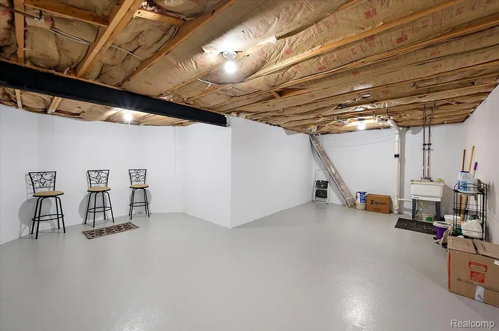 41034 Greenspire Drive Clinton Charter Township MI 48038