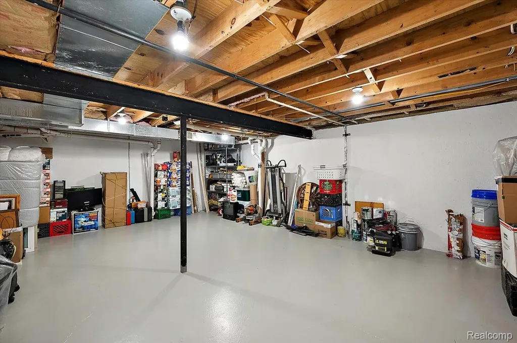 41034 Greenspire Drive Clinton Charter Township MI 48038