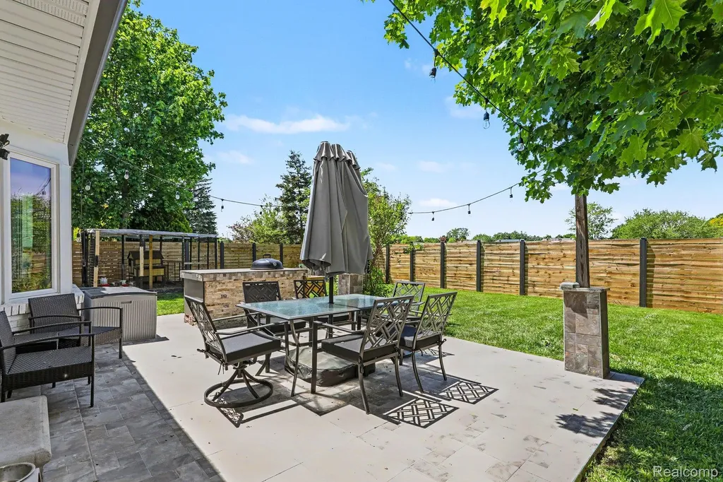 47701 Concord Road Macomb Township MI 48044