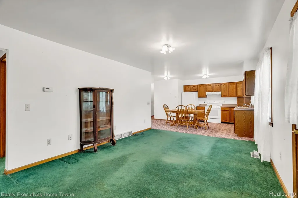 5390 Walker Road Clyde Township MI 48049