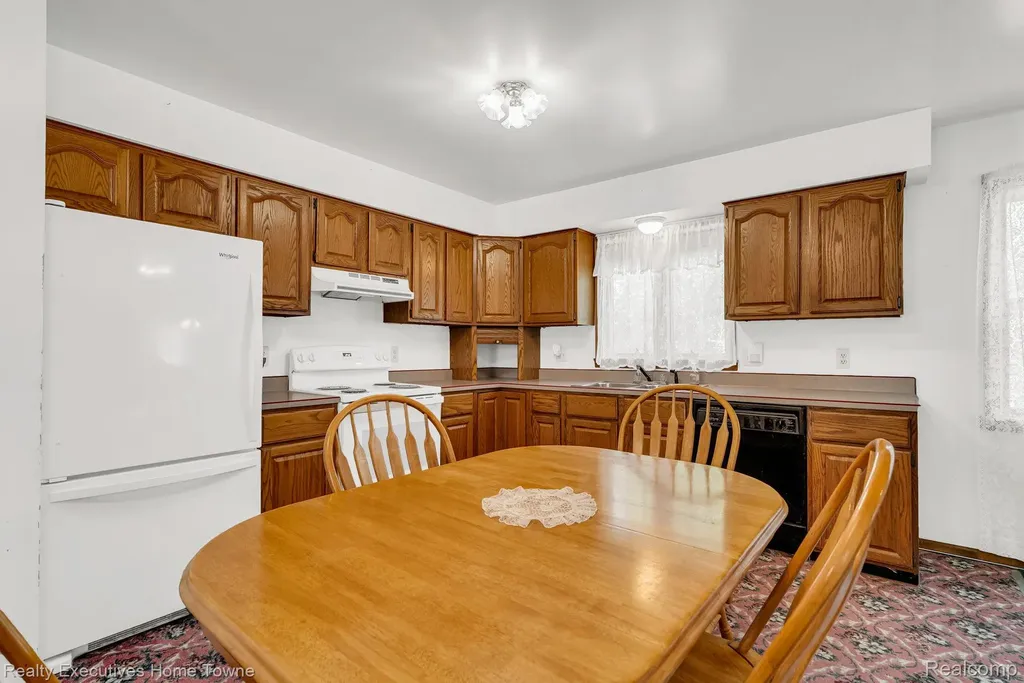 5390 Walker Road Clyde Township MI 48049