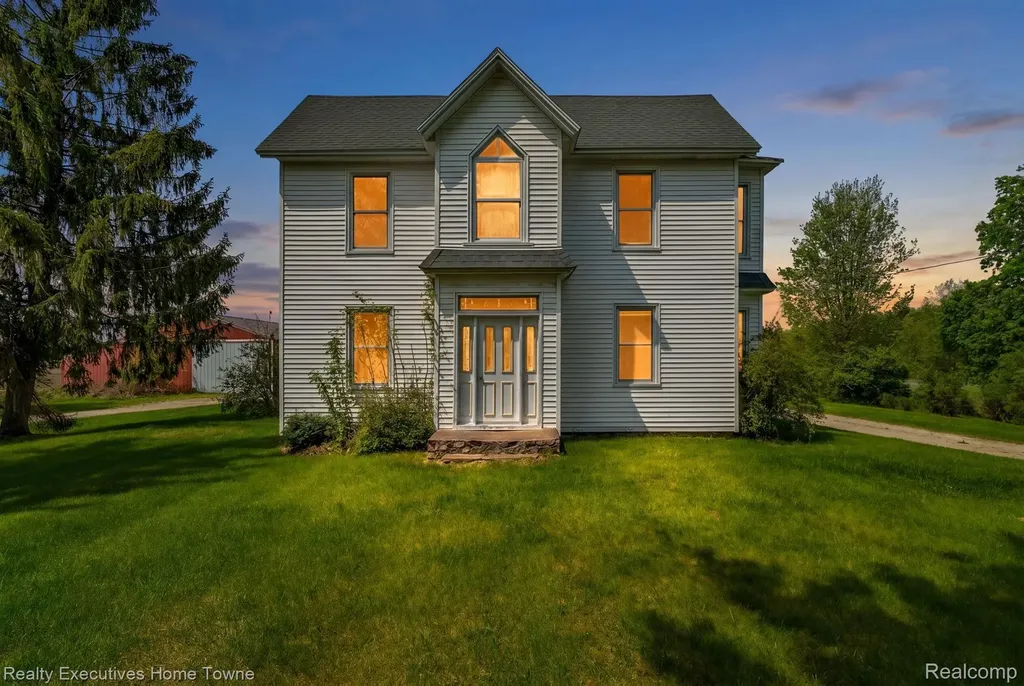 5390 Walker Road Clyde Township MI 48049