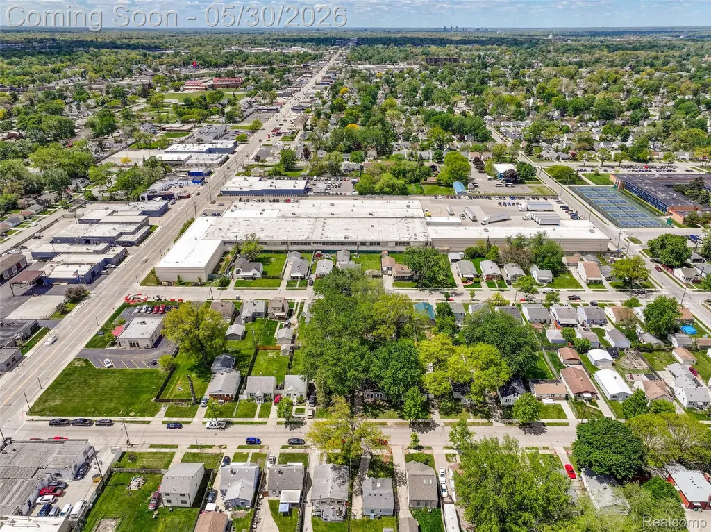 23075 Vance Avenue Hazel Park City MI 48030