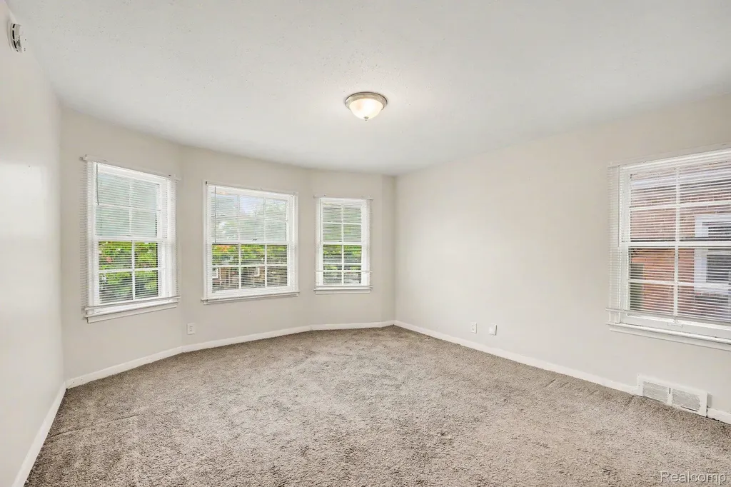 18276 Appoline Street Detroit City MI 48235