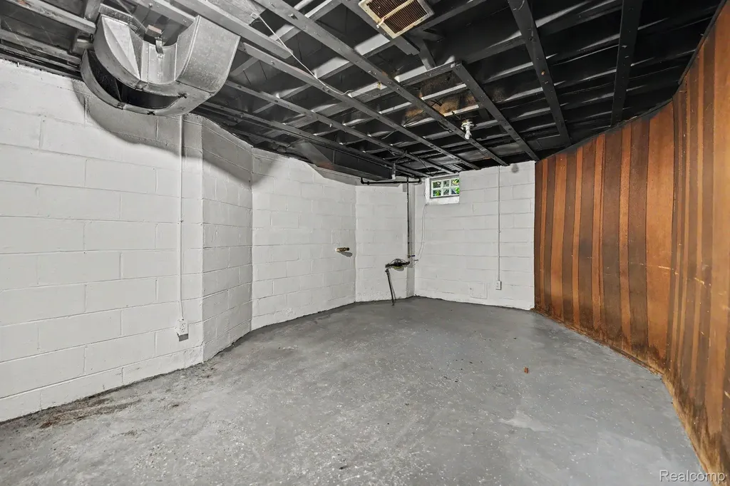 18276 Appoline Street Detroit City MI 48235