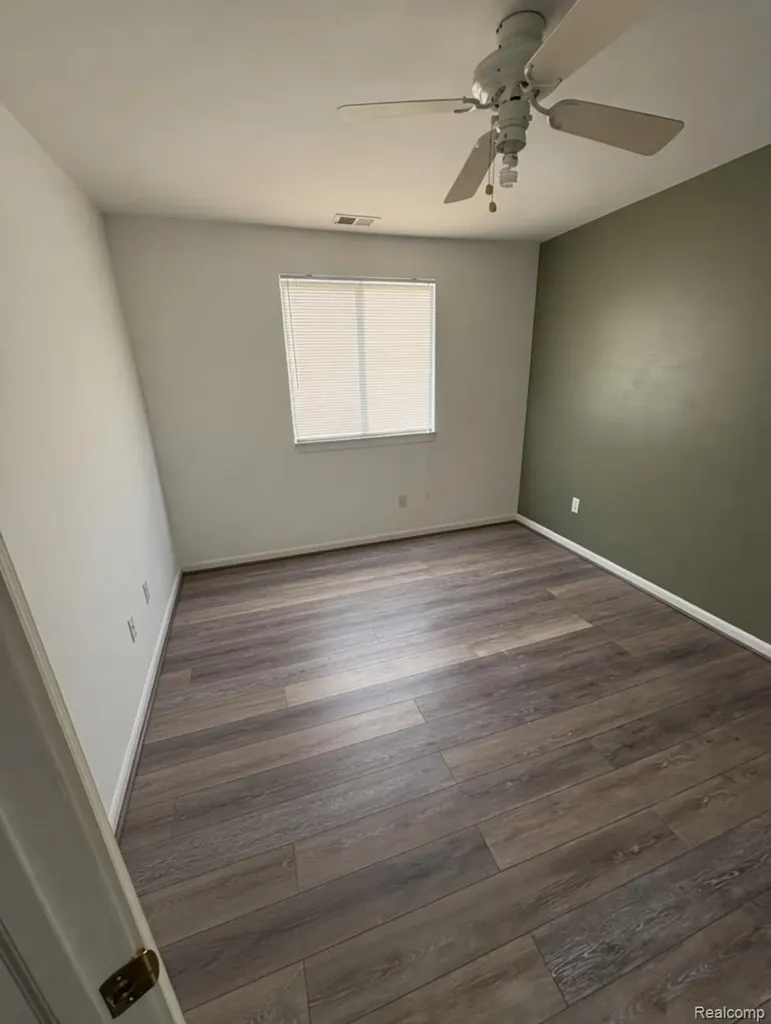 38513 Wellington Drive Clinton Charter Township MI 48036