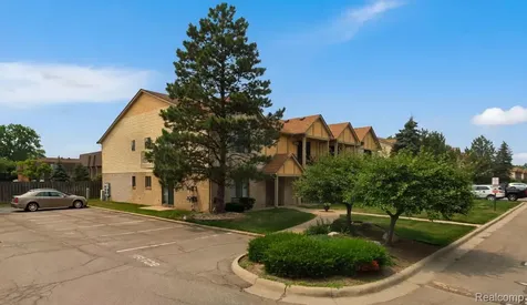 38513 Wellington Drive Clinton Charter Township MI 48036