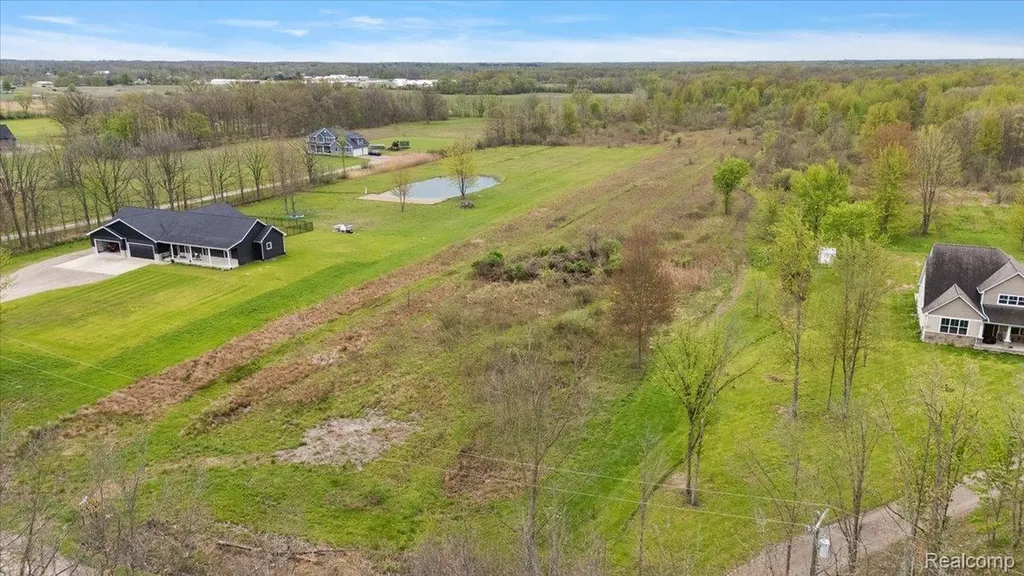 00 28 Mile Road Ray Township MI 48096