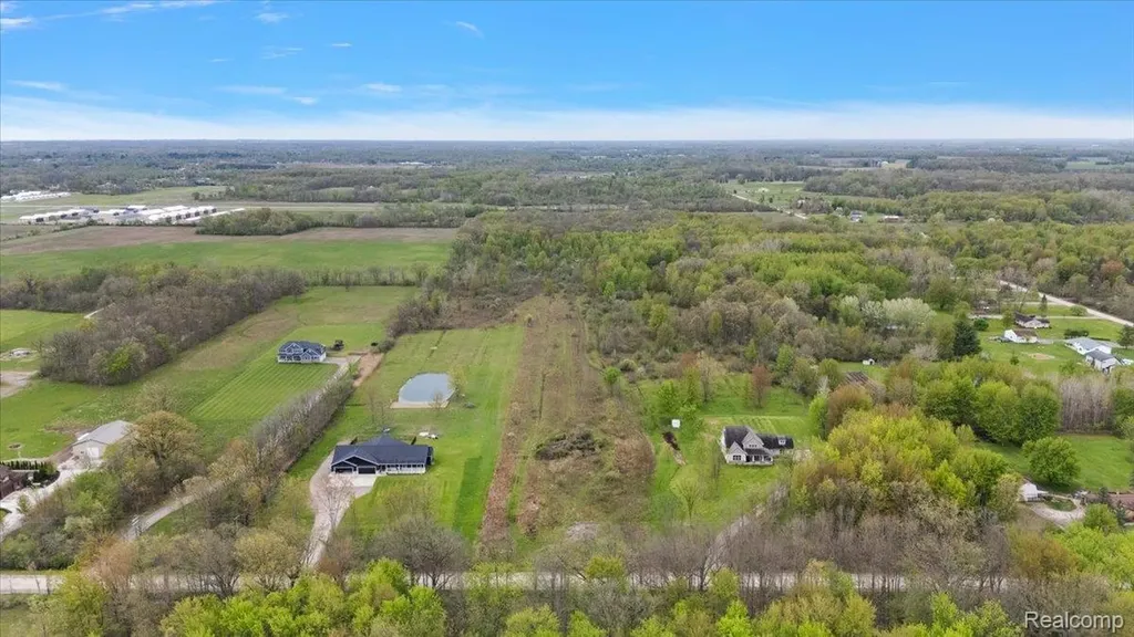 00 28 Mile Road Ray Township MI 48096