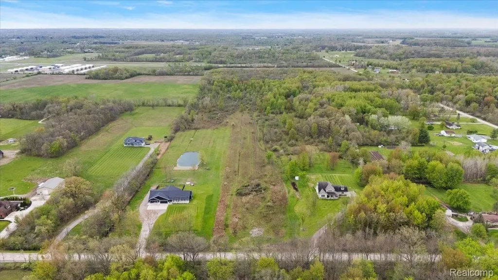 00 28 Mile Road Ray Township MI 48096