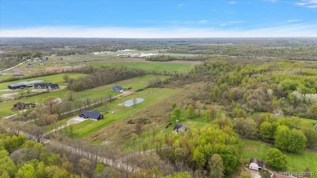 00 28 Mile Road Ray Township MI 48096