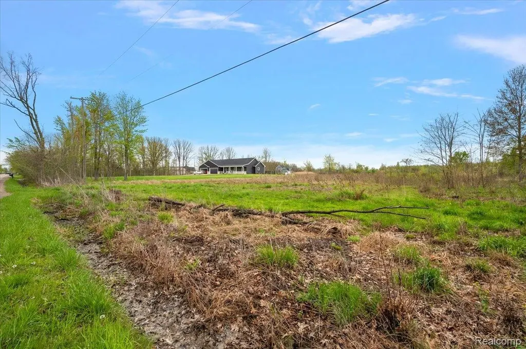 00 28 Mile Road Ray Township MI 48096
