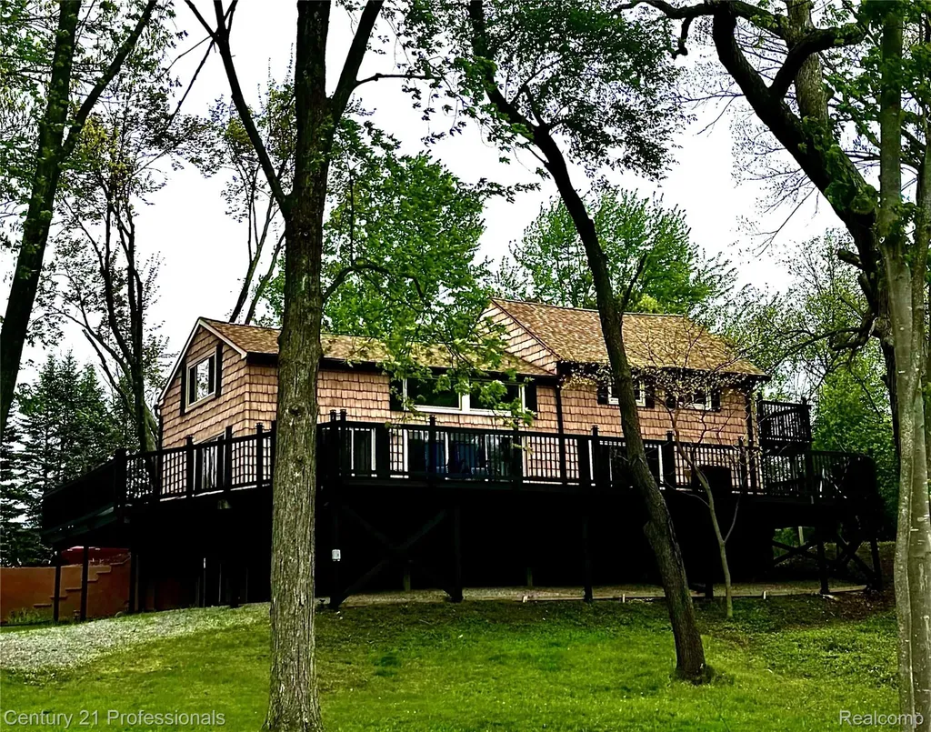 3185 Shimmons Road Auburn Hills City MI 48326
