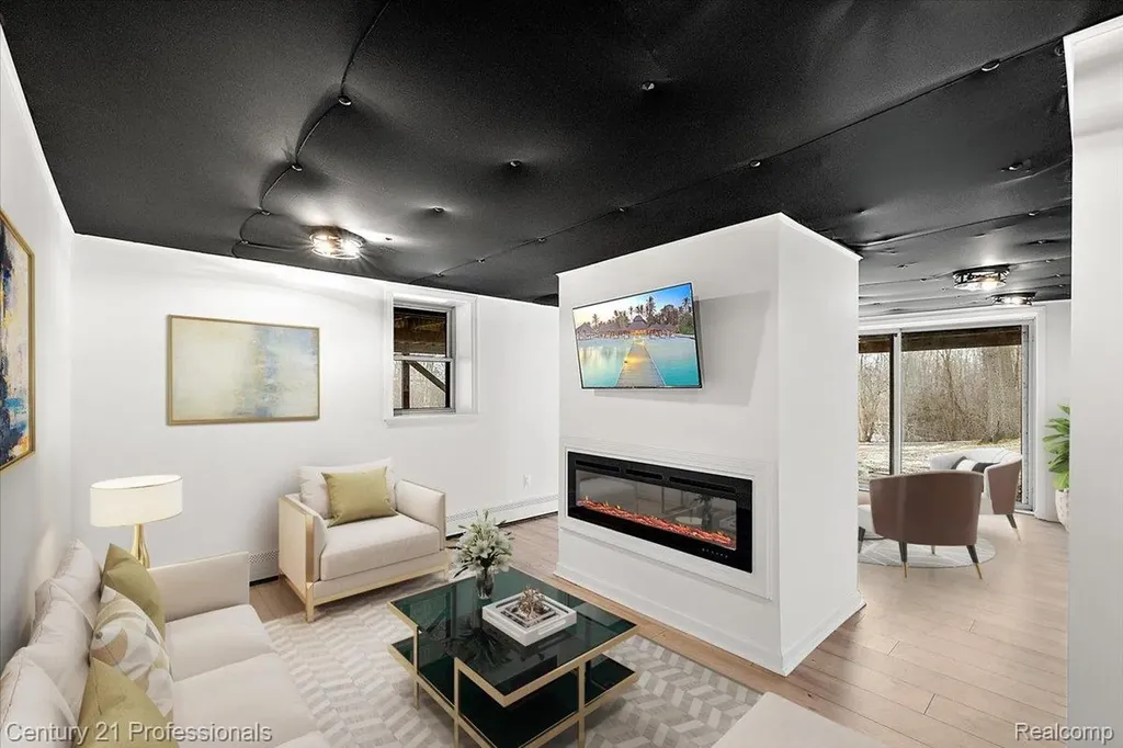 3185 Shimmons Road Auburn Hills City MI 48326