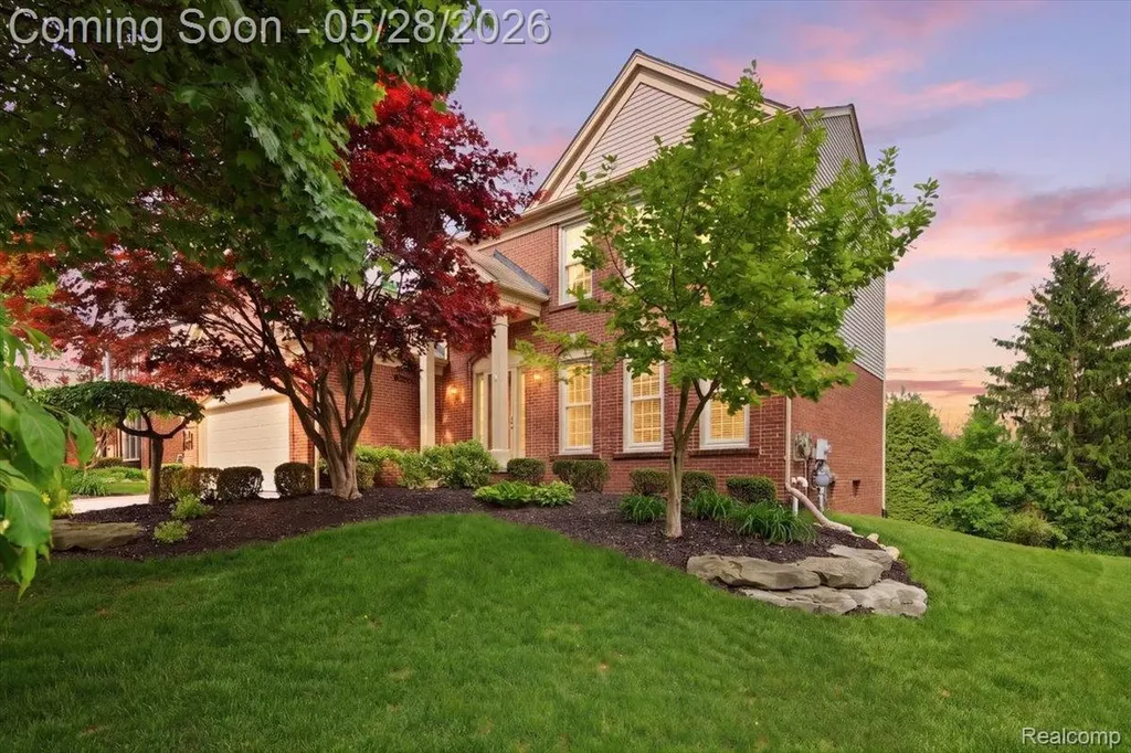 3703 Hidden Forest Drive Orion Charter Township MI 48359