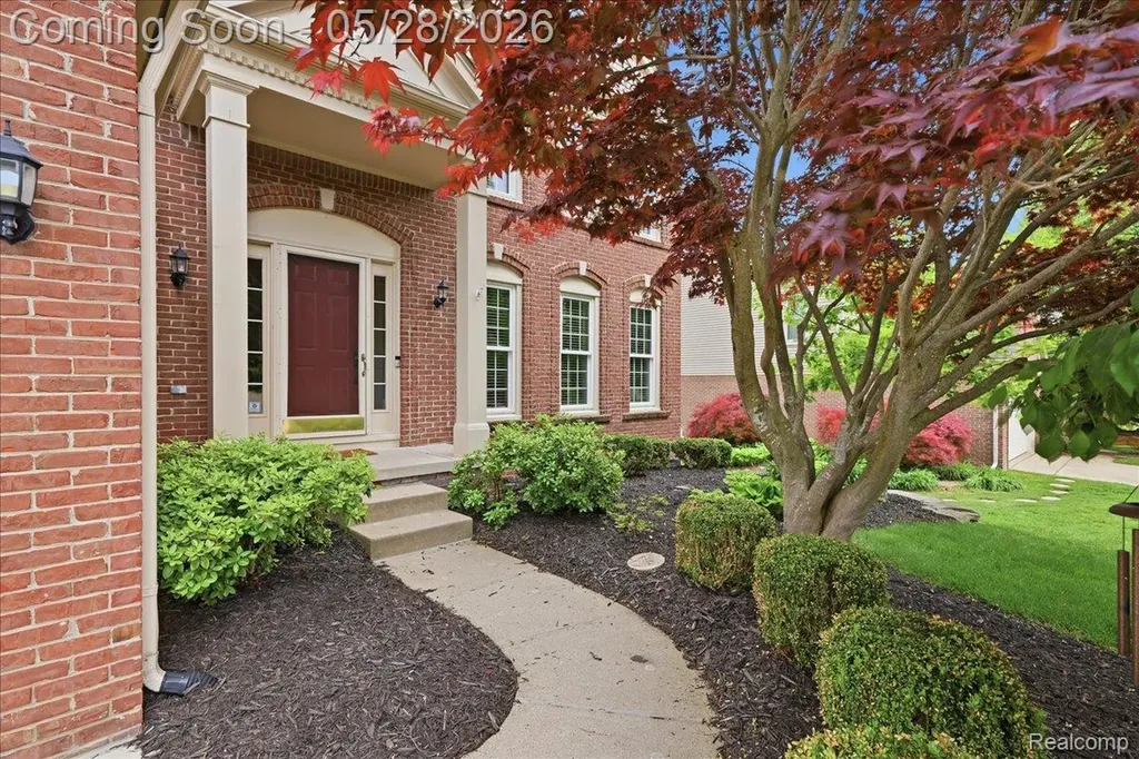 3703 Hidden Forest Drive Orion Charter Township MI 48359