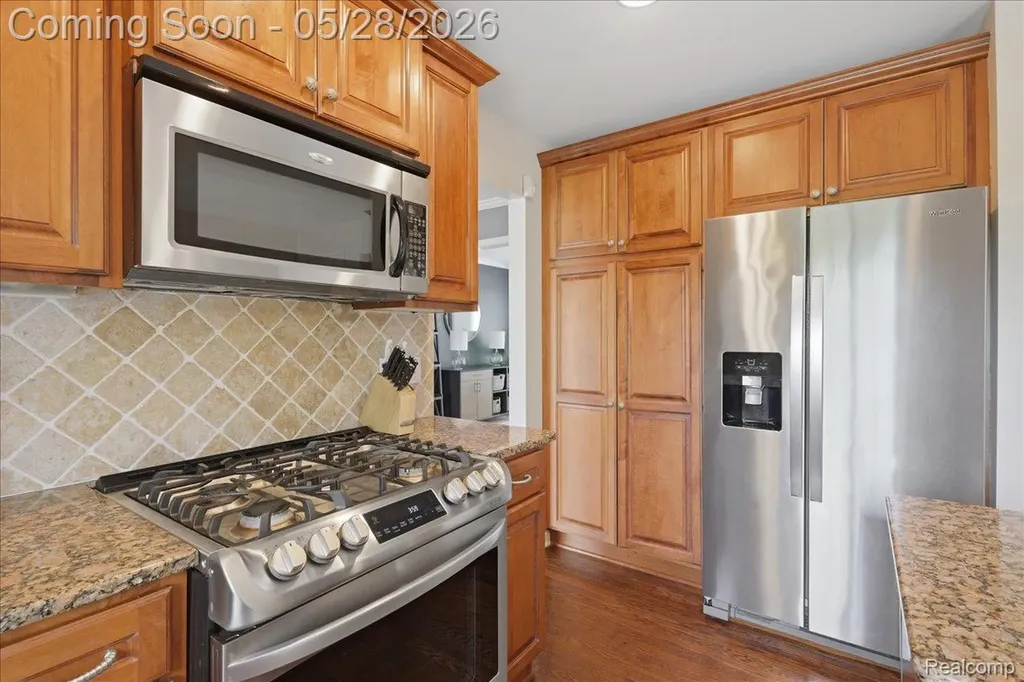 3703 Hidden Forest Drive Orion Charter Township MI 48359