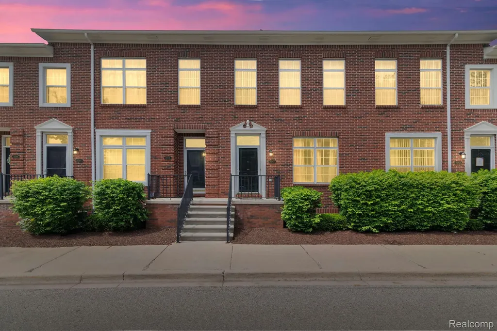 14568 Vauxhall Drive Sterling Heights City MI 48313