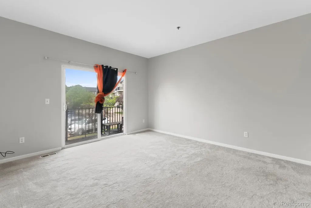 14568 Vauxhall Drive Sterling Heights City MI 48313